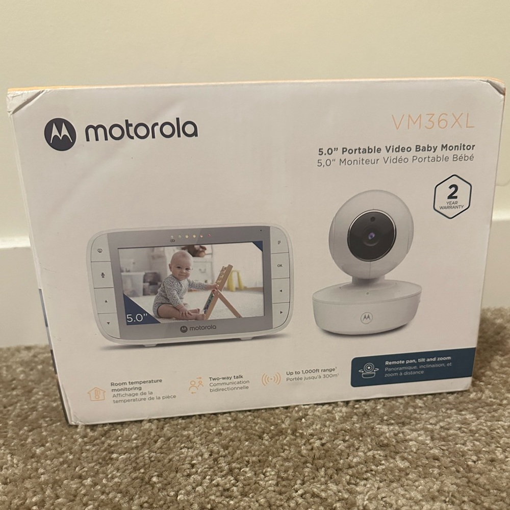 Motorola VM36XL Portable Video Baby Monitor